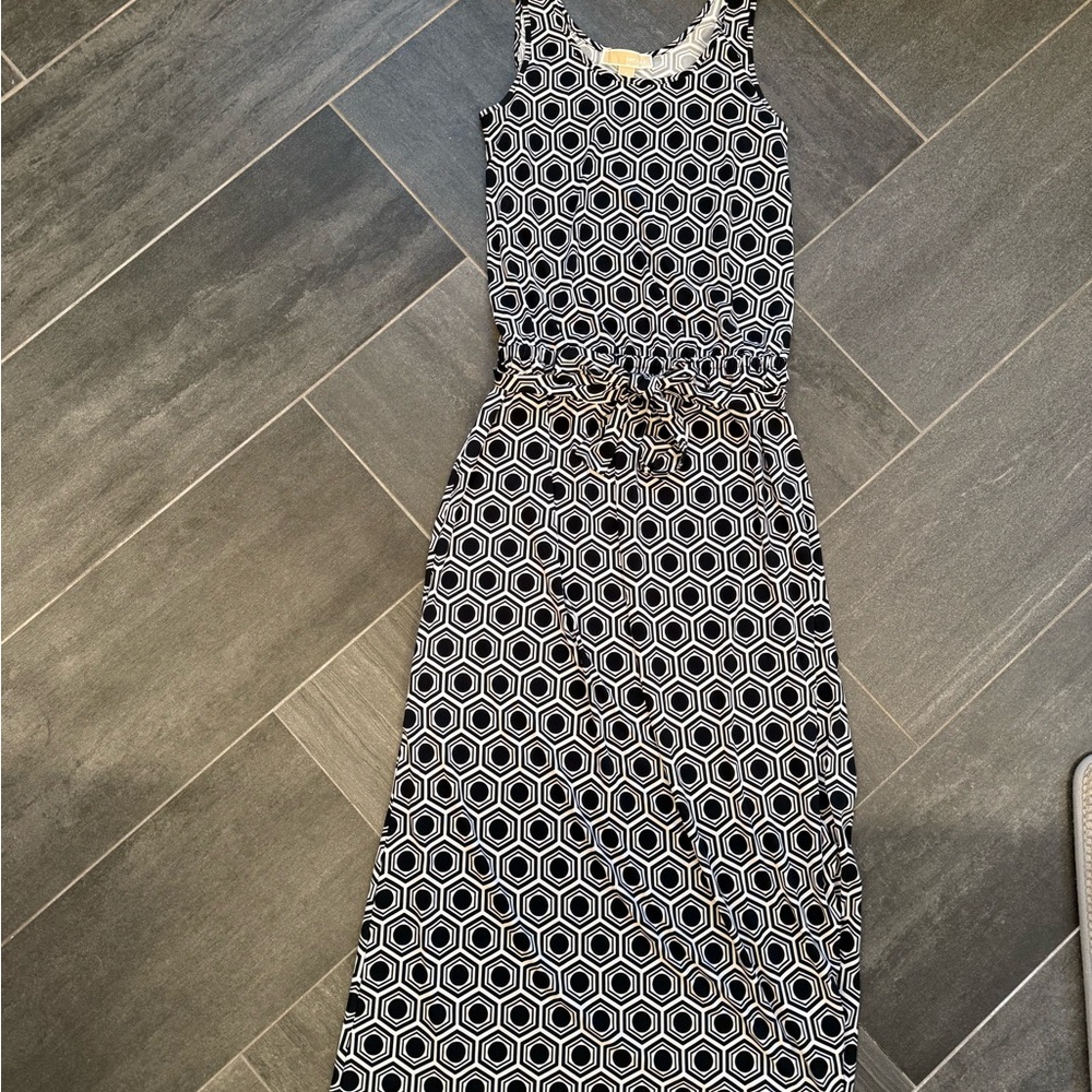 Michael Kors Black and White Hexagon Maxi Dress - Picture 6 of 6